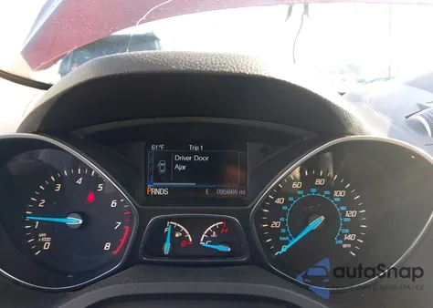 2014 Ford Escape Titanium z USA, uszkodzony, nr VIN 1FMCU9JX5EUB90925